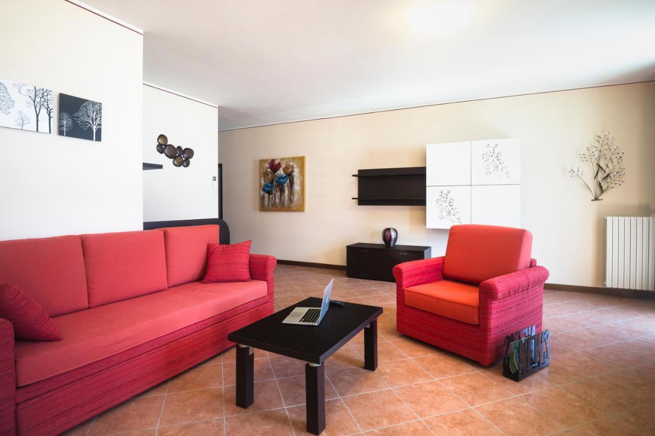 Apartments "Villa Imelda" リモーネ・スル・ガルダ エクステリア 写真
